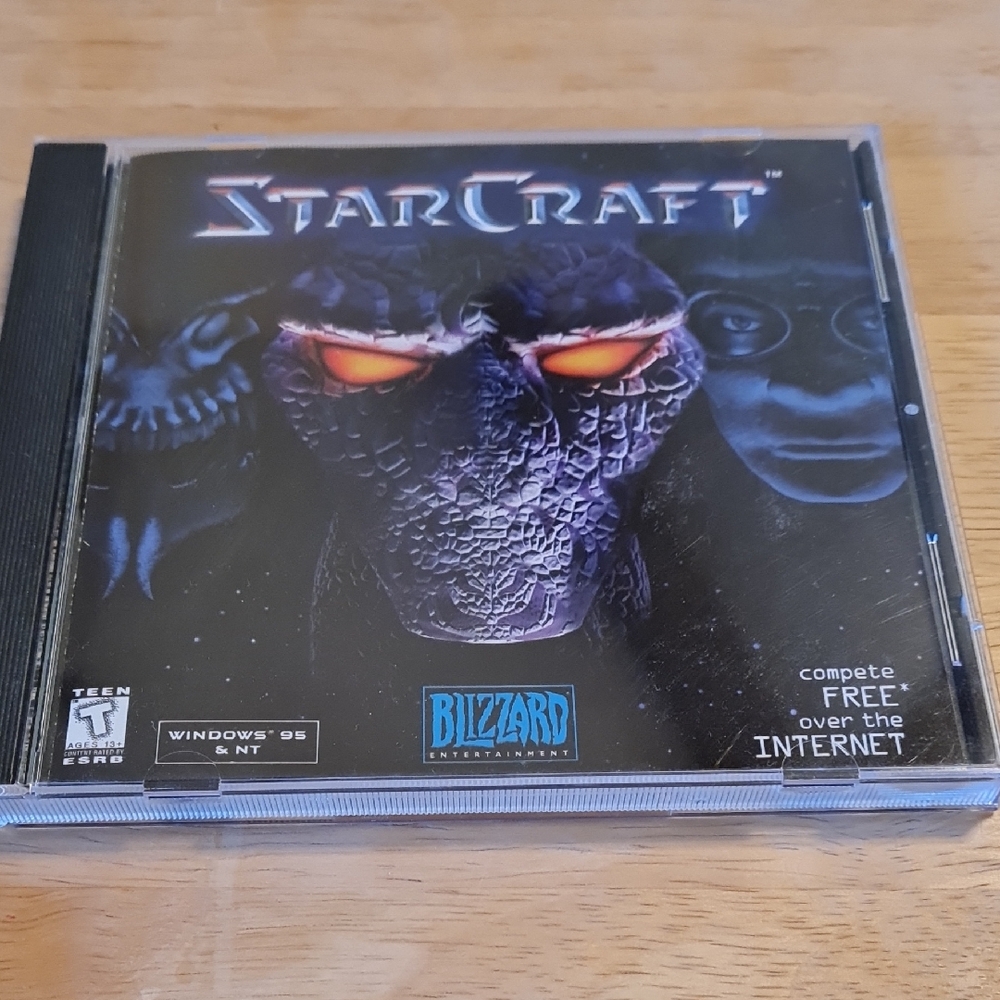 StarCraft by Blizzard - Video Game CD, 1990s, Vintage/ Used
